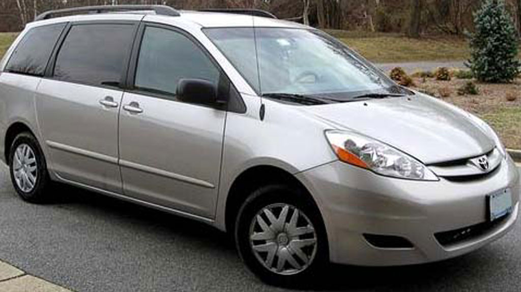 2007 Toyota Sienna bought online shipped by J&S